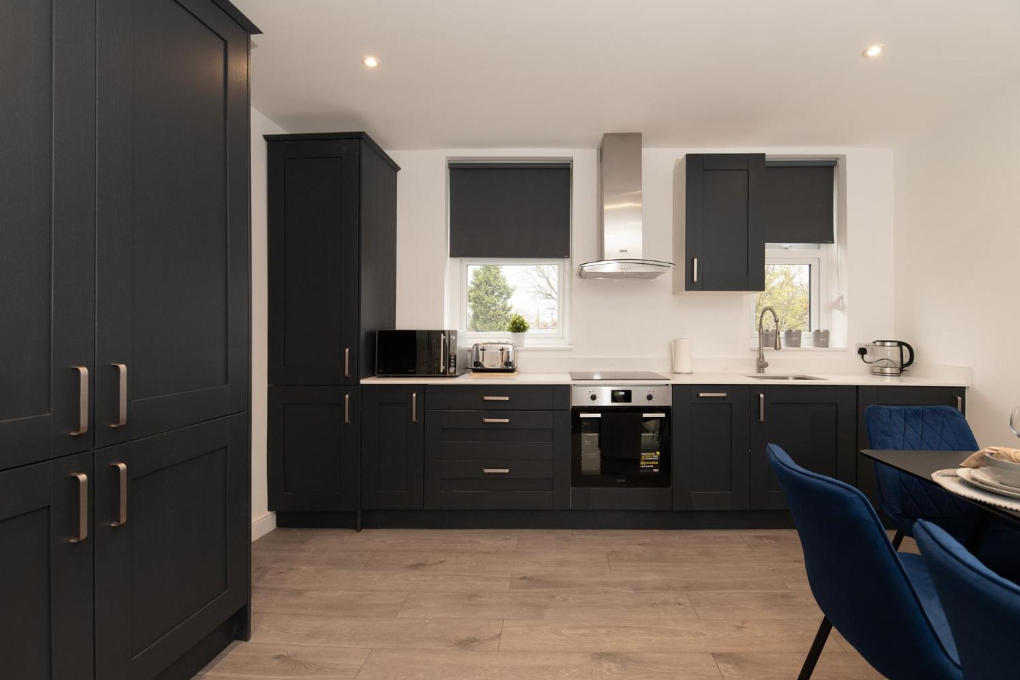 Fantastic New, London Apartment 3 Bed 1 Bath & Parking Whetstone Exterior photo